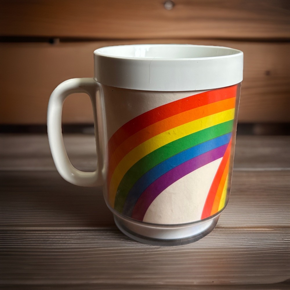 VINTAGE 1982 Thermo-Serv 4" Rainbow Coffee Mug‎ Cup